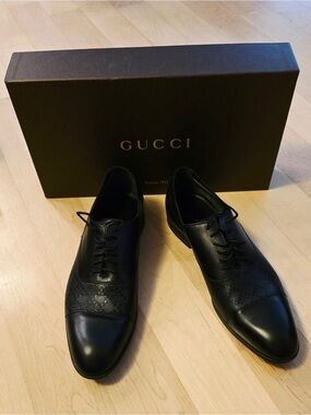 Like-new Gucci Tillman Diamante Cap Toe Oxford
